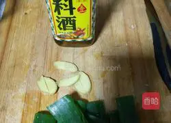 啤酒炖鸡腿的做法图解2