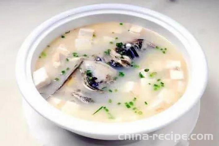 The recipe for fish head tofu soup