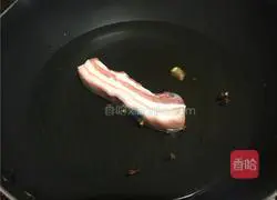 三色回锅肉的做法图解2