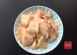 三色回锅肉的做法图解4