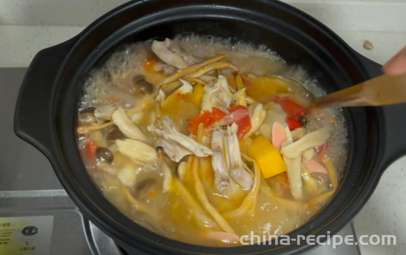 Recipe for Sour Radish Duck Palm Soup