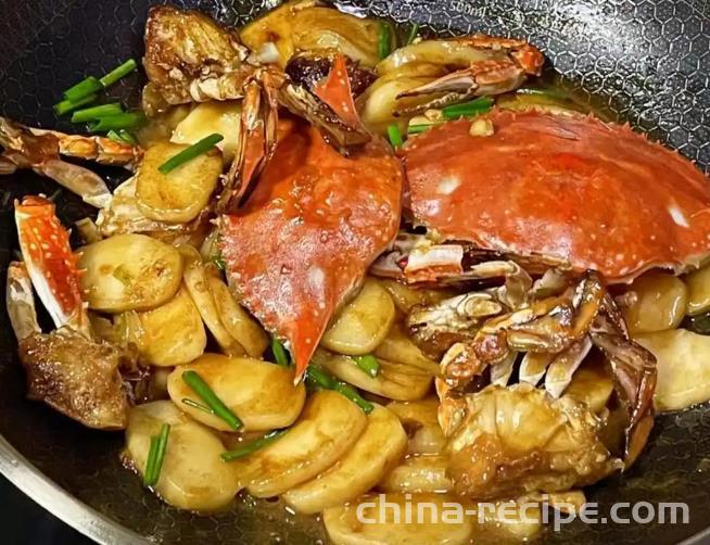 The method of making crab stir fried rice cake