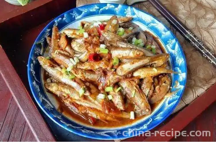 The recipe for spicy mixed fish