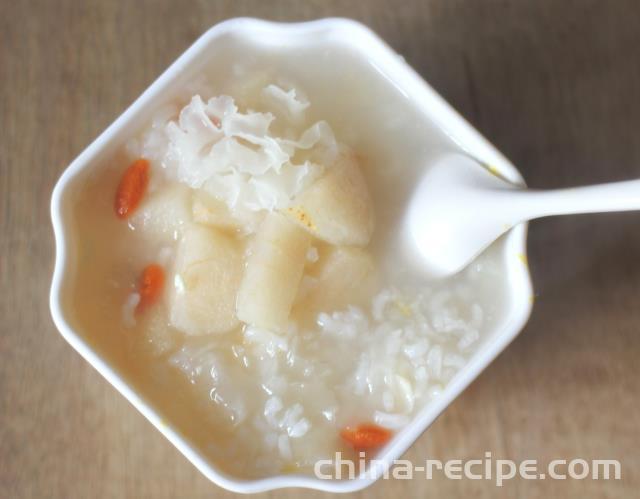 Snow pear medlar Congee