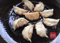 抱蛋煎饺的做法图解4