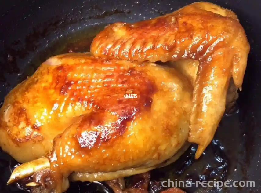 The method of baking chicken with an electric rice cooker