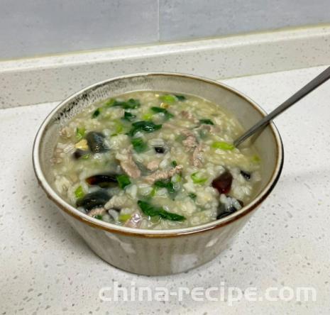 The practice of Century egg lean meat Congee