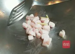 小土豆烧肉的做法图解2