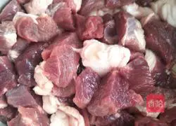 土豆牛肉汤的做法图解2