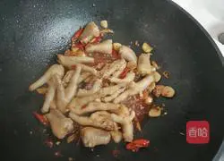 豆瓣酱鸡爪的做法图解2