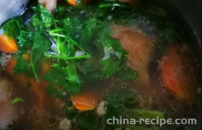 Recipe for Pork Ribs, Carrots, and Lotus Root Soup