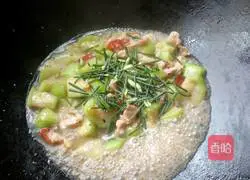 丝瓜炒肉片的做法图解10