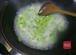 蚕豆炒鸡蛋的做法图解10