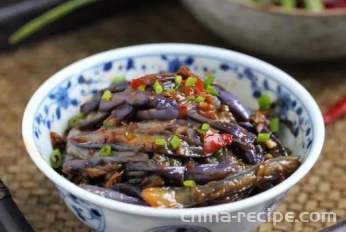 The method of making fish flavored eggplant